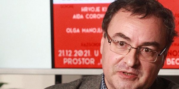 Leptirić jedan nežni i tanani - duša mila, osetljiva! Na kuknjavu Jova Bakića upravo je objavljen hit komentar