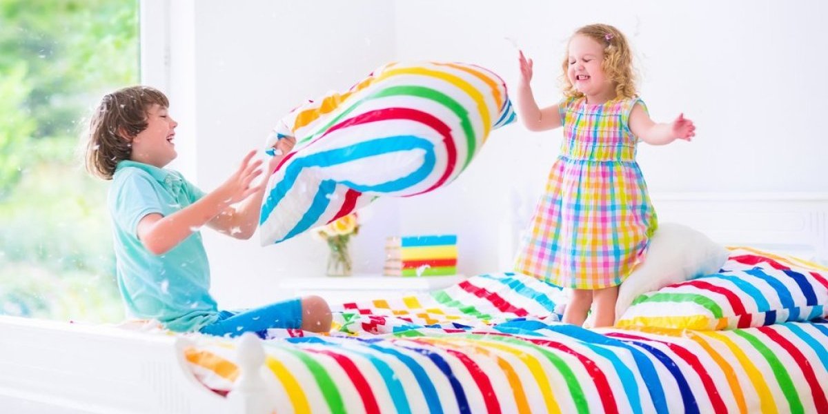 Kada braća i sestre dele sobu u detinjstvu, postaju dosta bliskiji kroz ceo život