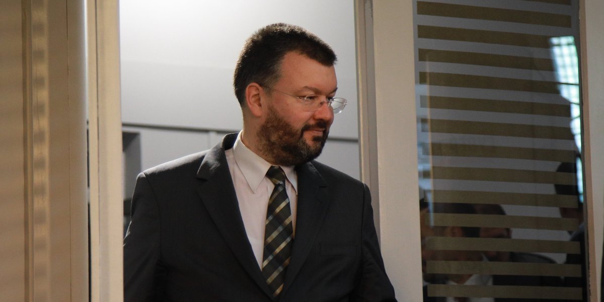 "Misle da su plemići, a zapravo su paraziti!" Antić o blokadama: Protest nije uspeo, od početka gone neistomišljenike (VIDEO)