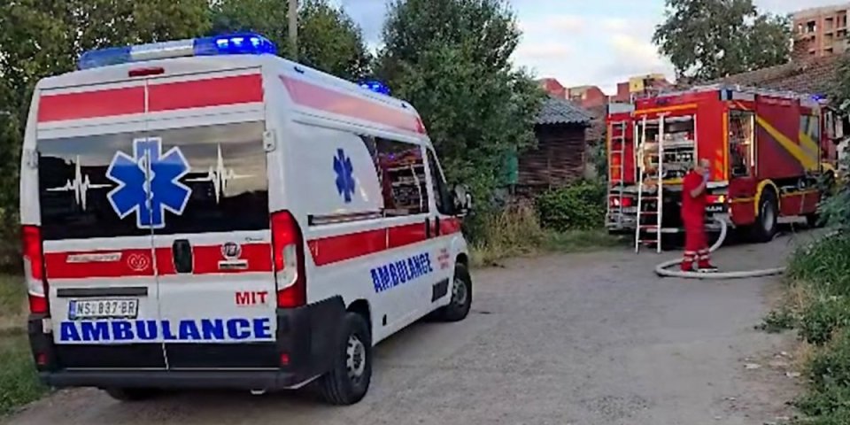Zapalio se magacin sa hranom u Nišu: Veliki požar na prostoru bivše Elektronske industrije, povređen radnik