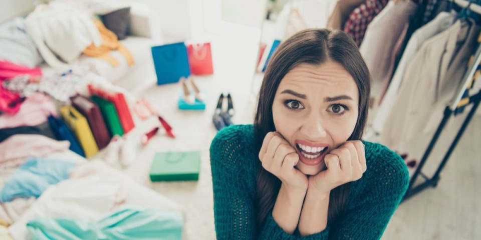 Hitno: 4 stvari koje treba da izbacite iz garderobera - Spasite se "jeftinog" izgleda (FOTO)