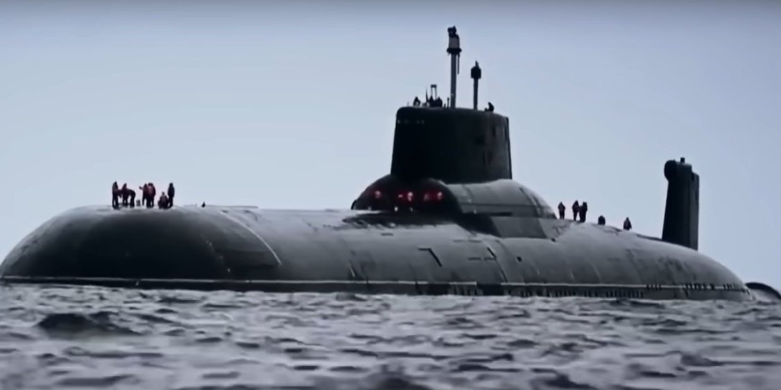 Rusi se prišunjali američkom nosaču i napravili haos! Drama u Severnom moru, NATO se sada dao u potragu, ali...