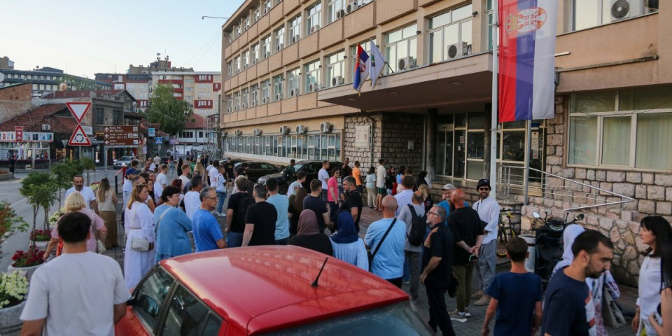 (VIDEO) Nova S nije jedina! Na delu opšta kampanja antisrpskih medija i blokadera koji žele da izazovu sukobe u Raškoj!