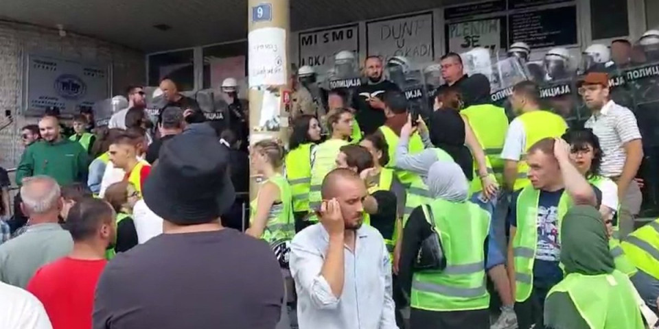 Pao i peti ekstremista: Nastavljaju se hapšenja zbog divljanja u Novom Pazaru