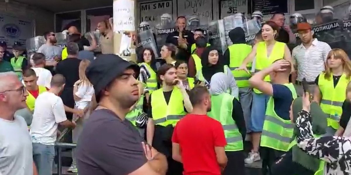 Najnoviji bilans: 10 uhapšenih blokadera zbog divljanja u Pazaru