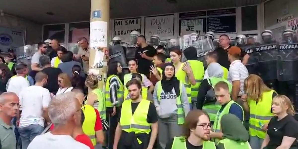 Oglasio se SKONUS nakon nasilja u Novom Pazaru: Očekujemo osudu od rektora Đokića