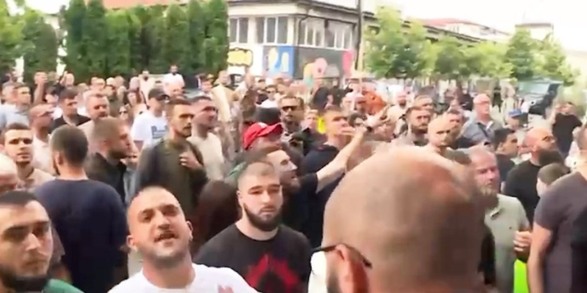 Blokaderi kreću u Novi Pazar gde divljaju islamisti: Zgubidani podržali ekstremiste i hoće "da ih zaštite"