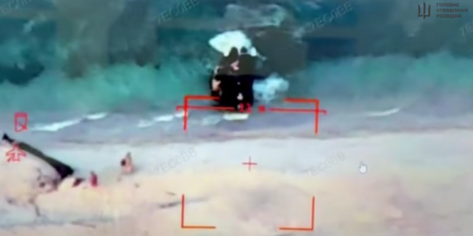 (VIDEO) Rusi zatečeni! Ukrajinci izveli šok operaciju na moru - iskrcali se i napravili neviđen haos Putinovim trupama