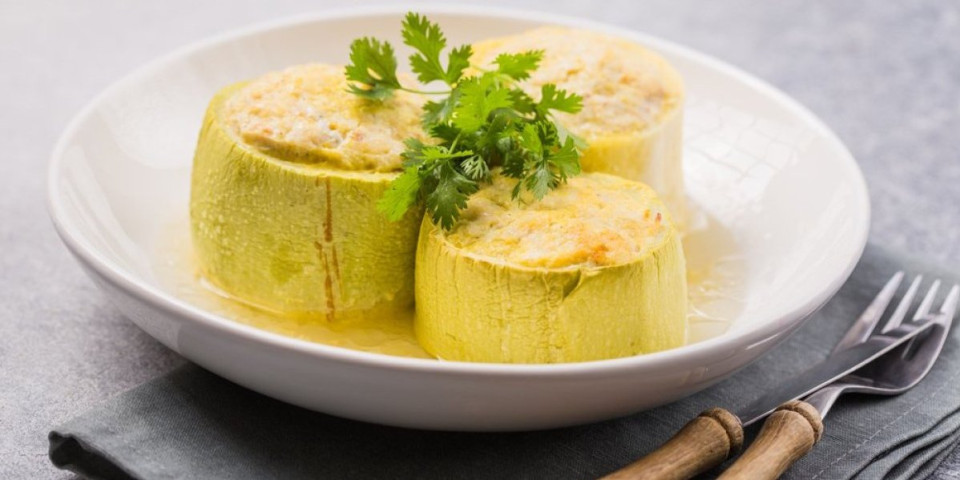 Brz, lagan i neodoljiv obrok za 25 minuta: Ako imate tikvice i malo sira, spremni ste za čudo na tanjiru