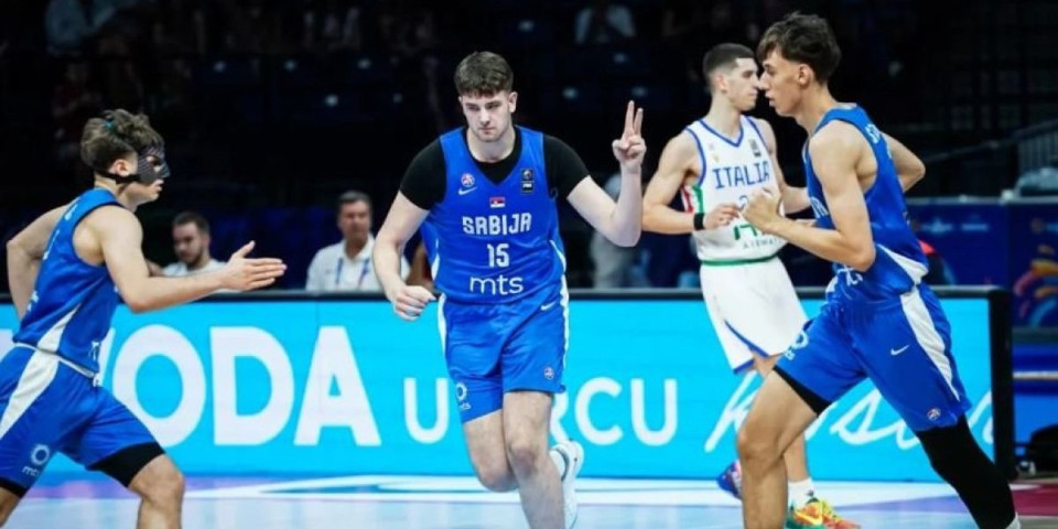 Bruka za kraj! Italijani usred Arene brutalno razbili Srbiju na Evrobasketu!