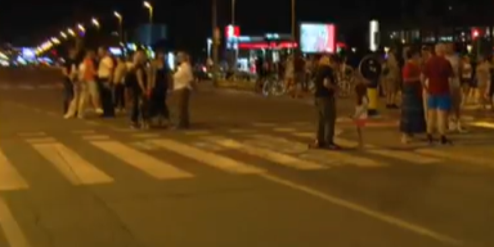 Vređali SPC i pretili Vučiću: Zgubidani u Šapcu potpuno izgubili kompas (VIDEO)