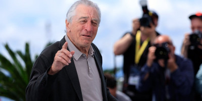 Zahvaljujući prestižnom filmskom festivalu FEST, legendarni glumac je više puta dolazio u Beograd tokom druge polovine sedamdesetih godina.