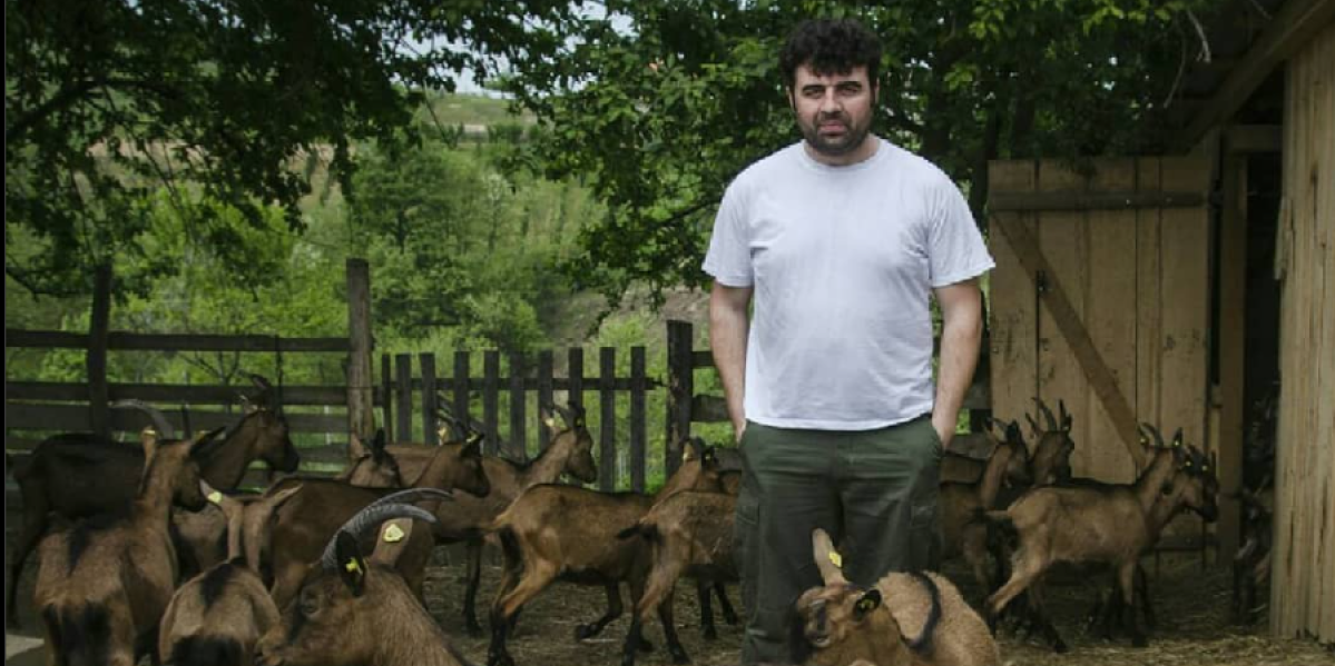 Glumac iz "Vojne akademije" napustio grad i otišao da živi na selu: Sada ima 1500 koza i 40 zaposlenih