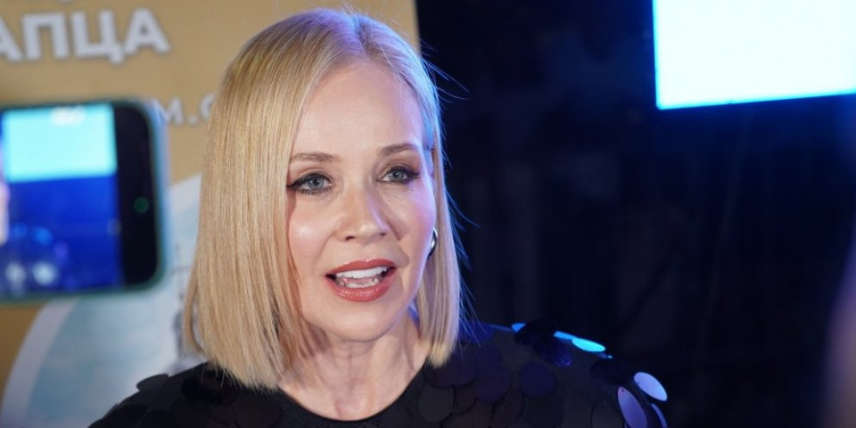 Ovom ishranom se Jelena Rozga bori sa neizlečivom bolešću: "Na svakih mesec dana kontrolišem krv"