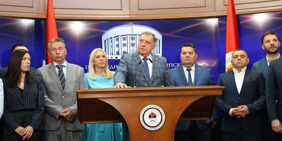 Dodik raskrinkao Kristijana Šmita: Po Dejtonu i Ustavu BiH ne postoji ni tužilaštvo ni sud, kao ni visoki predstavnik (VIDEO)