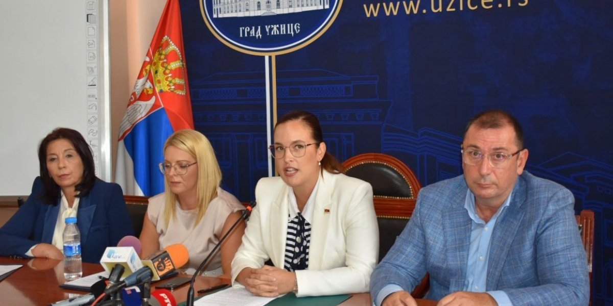 Pavkov u Užicu: Napravljen prvi korak u zaštiti životne sredine nakon akcidenta u Regionalnom centru "Duboko"