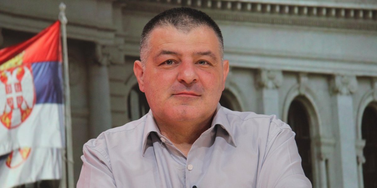 Kašanski: Ko nam to zaglupljuje decu?