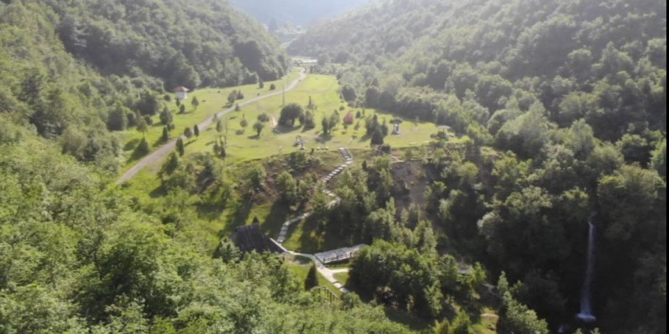 Zaledili se od prizora: Ovako nešto Srbija ne pamti usred septembra (FOTO)