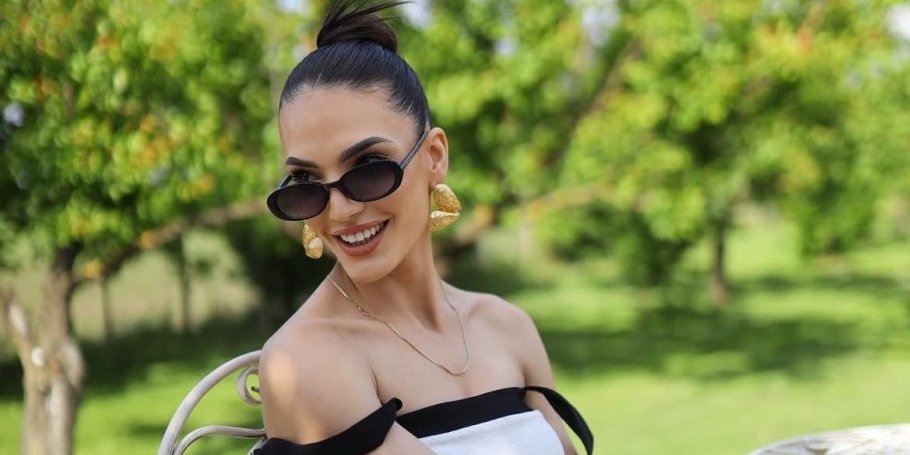 Stigla prinova: Pevačica ne krije sreću, slavilo se do zore