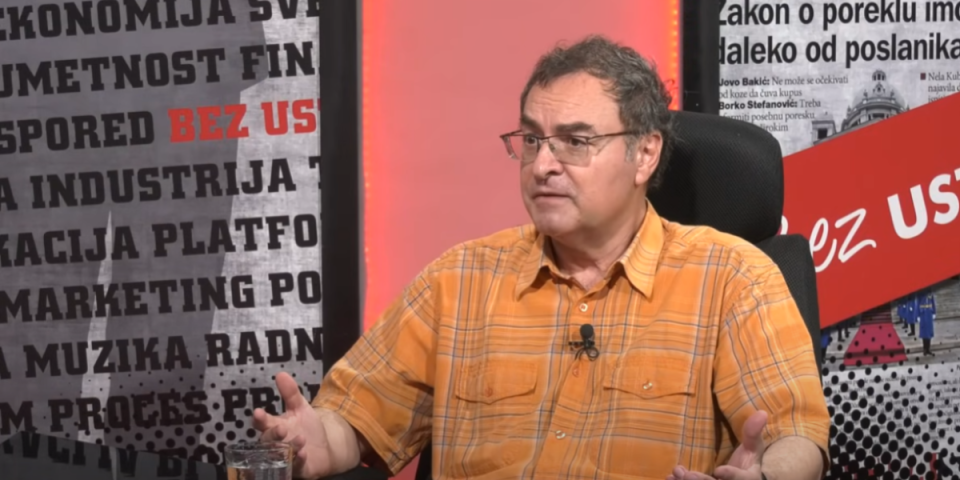 Blokaderi "sahranili" Jovu Bakića: Na stranu što je psihopata, on je izlizan govornik koji samo ke*a u prazno (VIDEO)