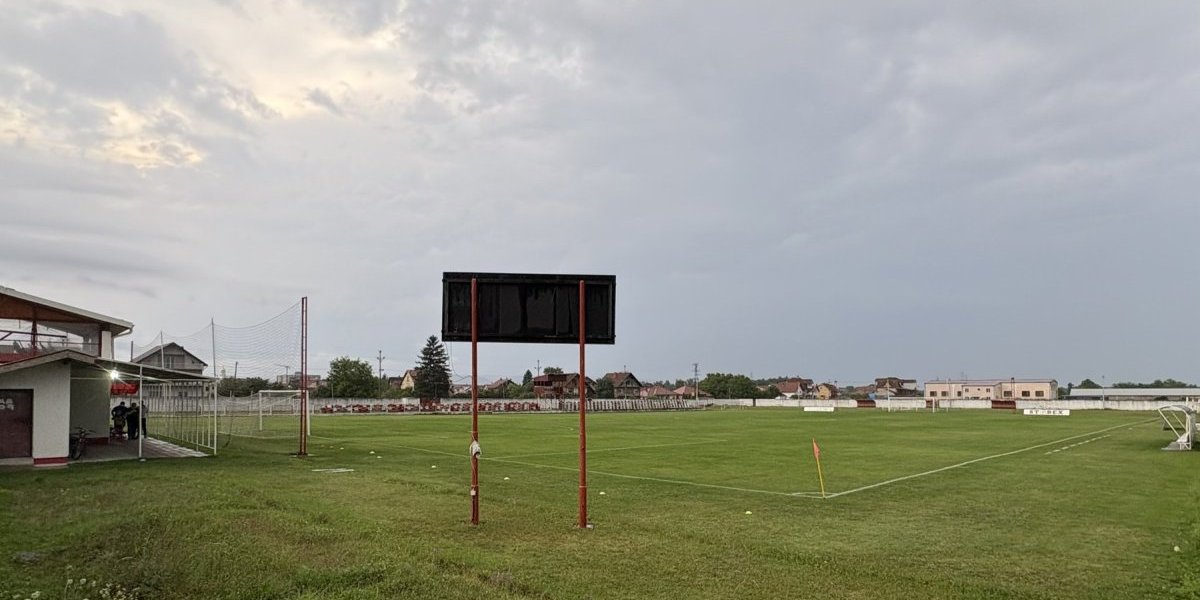 Helikopterom za Beograd? Teško povređeni fudbaler od udara groma priključen na aparate