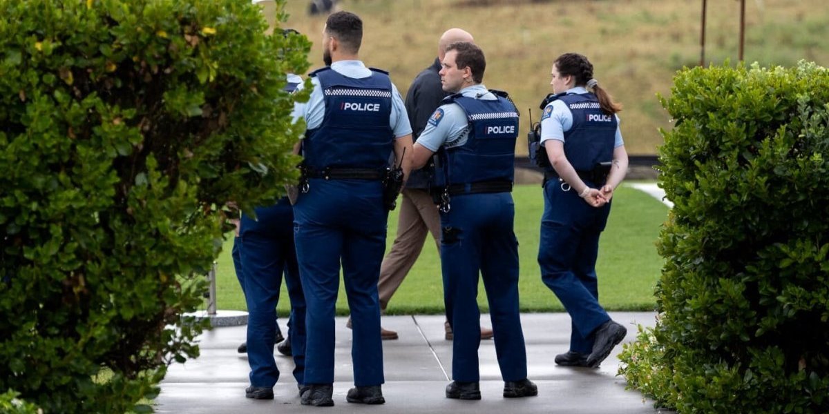 Majka iz pakla: Spakovala dete u kofer, pa u prtljažnik autobusa - Evo ko je našao nesrećnu devojčicu