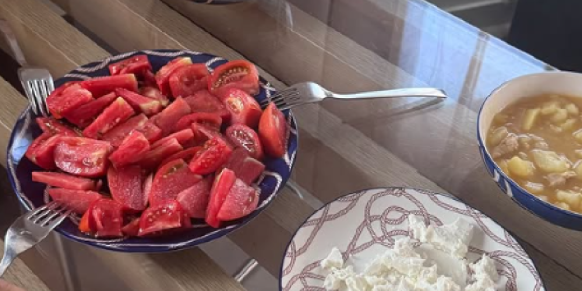 Nedelji ručak Lune Đogani