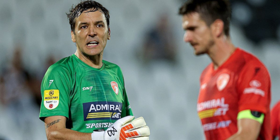 Ne dao Bog nikome... Stojković emotivan nakon poraza: Kad već nisam bodove, odbrane posvećujem Feđi