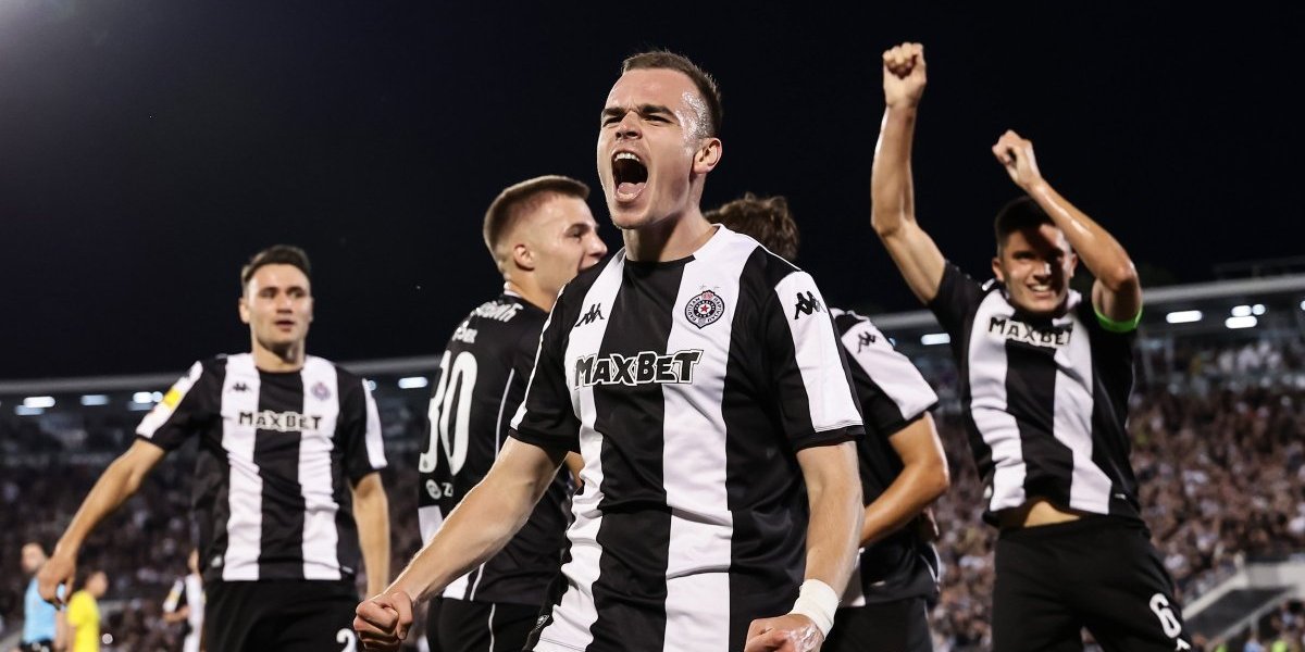 Trifunović oduševio sve: Nema starijih, moraš ti - Mi ne igramo za Partizan, mi živimo Partizan