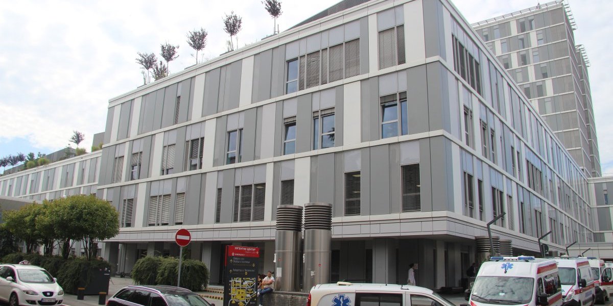 Haos na beogradskim bazenima: Povređeni maloletnici - Hitno transportovani u Urgentni centar