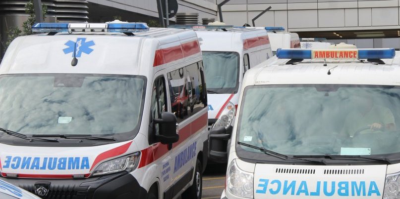 Jedna osoba poginula, troje kritično: Oglasili se iz UKC nakon nezgode u Kragujevcu