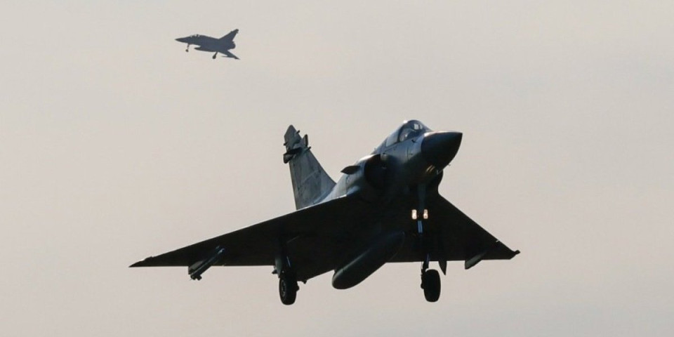 Fotografije grčkih miraža zapanjile pravoslavni svet, ali je ubrzo otkrivena istina