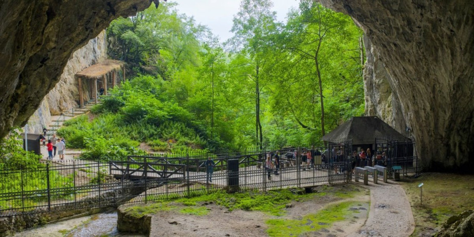 Ovo je najposećenija pećina u Srbiji: Od ovog leta još privlačnija