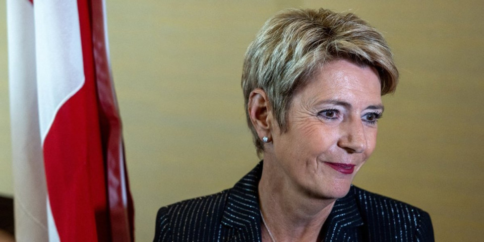 Trgovinski šok: SAD prete izvozu satova i čokolade – Švajcarska reaguje!