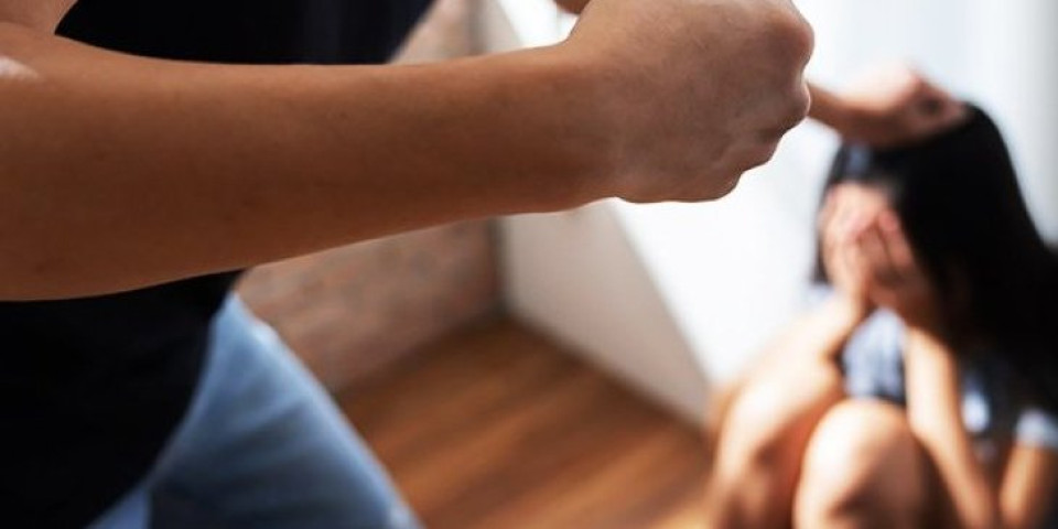 Žena iz Zemuna prijavila bivšeg muža: Dići će vam se kosa na glavi kad vidite zašto