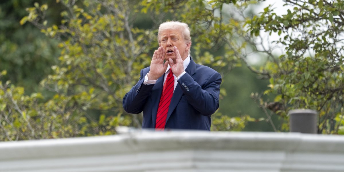 Tramp se oglasio sa krova Bele kuće: Neočekivana izjava šefa SAD izazvala šok! "Tražim mesto za nuklearne rakete" (FOTO/VIDEO)