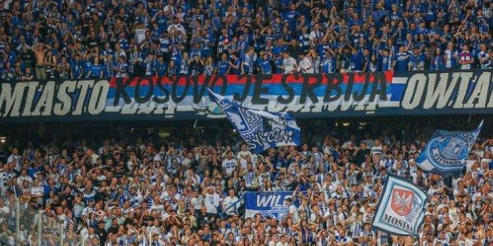 (VIDEO) Slovenska braća - Ori se "Kosovo je Srbija" u Poznanju: Navijači Zvezde i Leha zajedno šalju jasnu poruku svetu