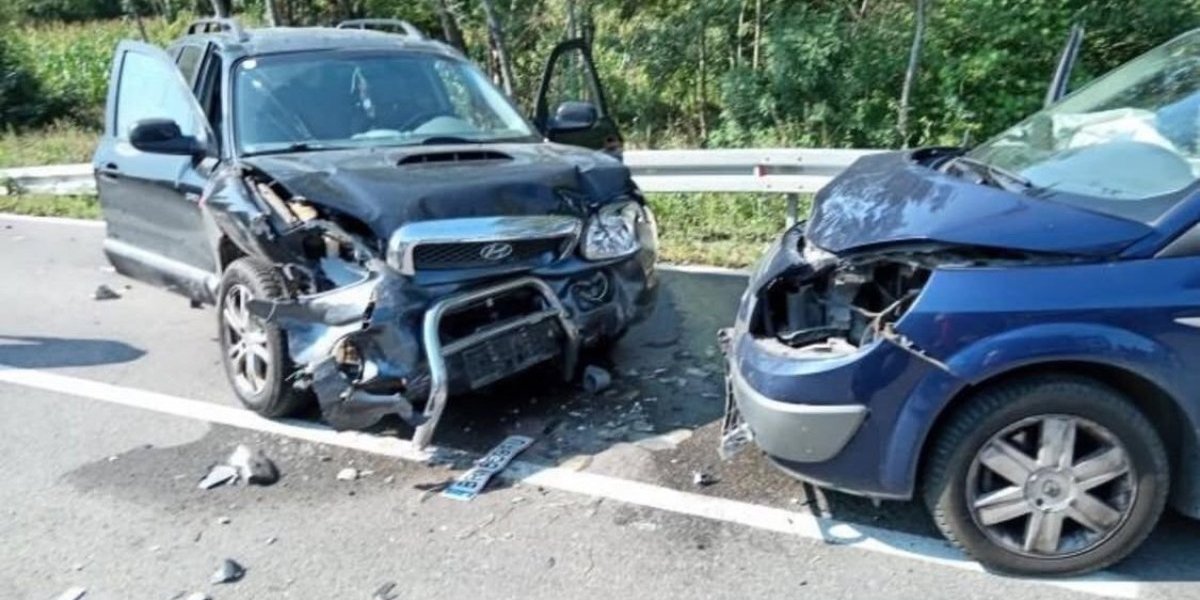 Povređeno šestoro, među njima i dete: Još jedna jeziva saobraćajna nezgoda kod Despotovca (FOTO)
