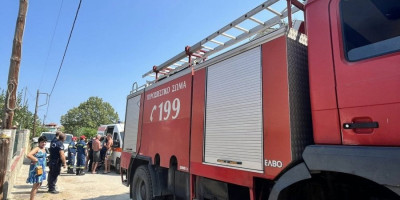 Eksplozija boce sa tečnim gasom dogodila se danas u iznajmljenom apartamanu u Asprovalti kod Soluna. Tom prilikom je povređeno pet srpskih državljana, od kojih je jedan u teškom stanju, dok je 41-godišnjak zadobio ozbiljne opekotine.