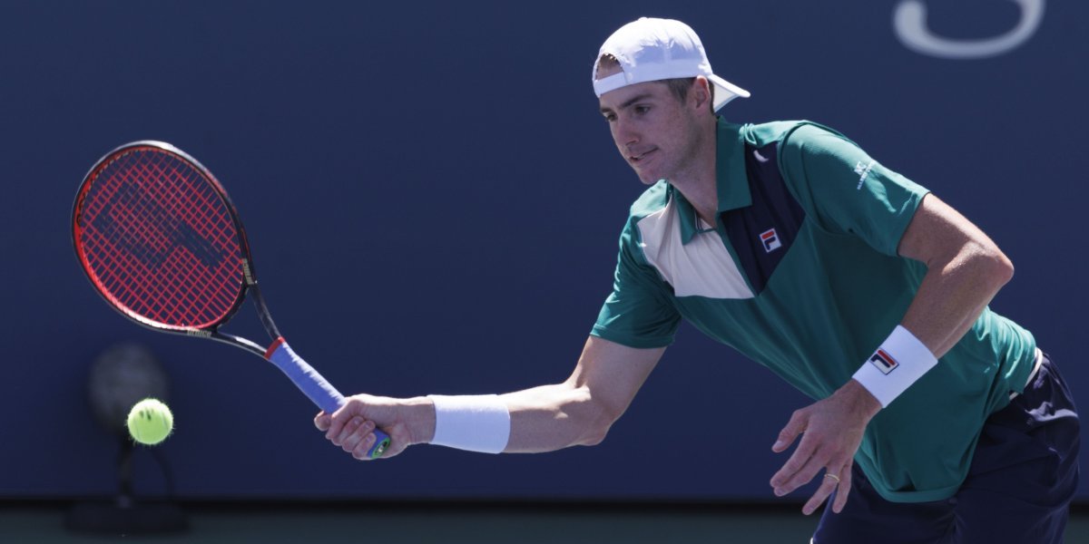 Amerikanac šokirao planetu - Izner stao uz ruske sportiste: Možete li da im vratite zastave? Ovo je smešno