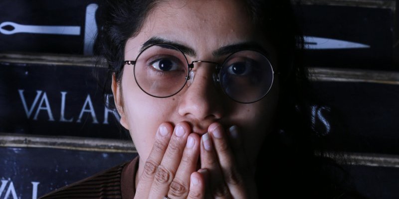 Bizaran trend iz Kine: Odrasli masovno koriste ovu dečju napravu za smirenje i bolji san (VIDEO)