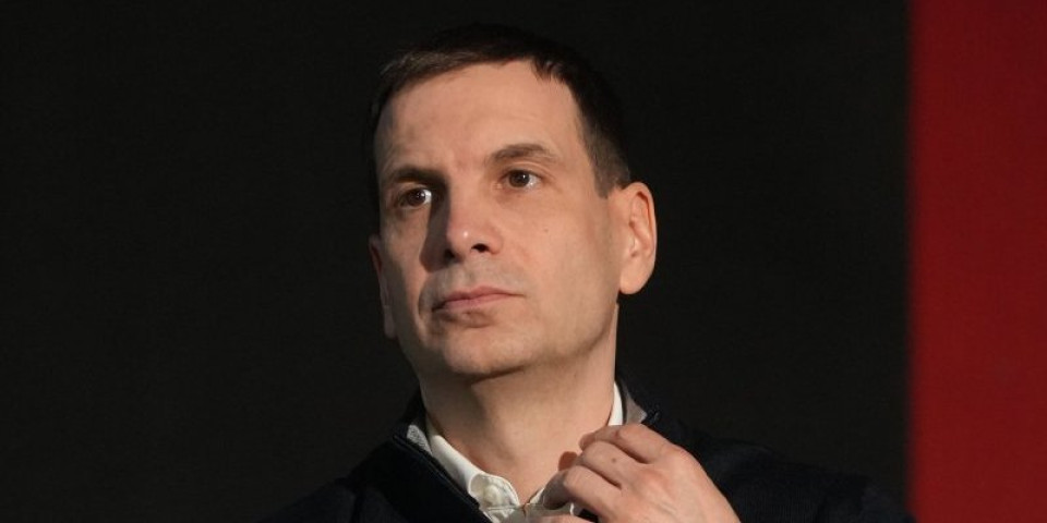 "Mali nasilnik bio i ostao": Miloš Francuz preti da će ponovo tući trudne žene (VIDEO)