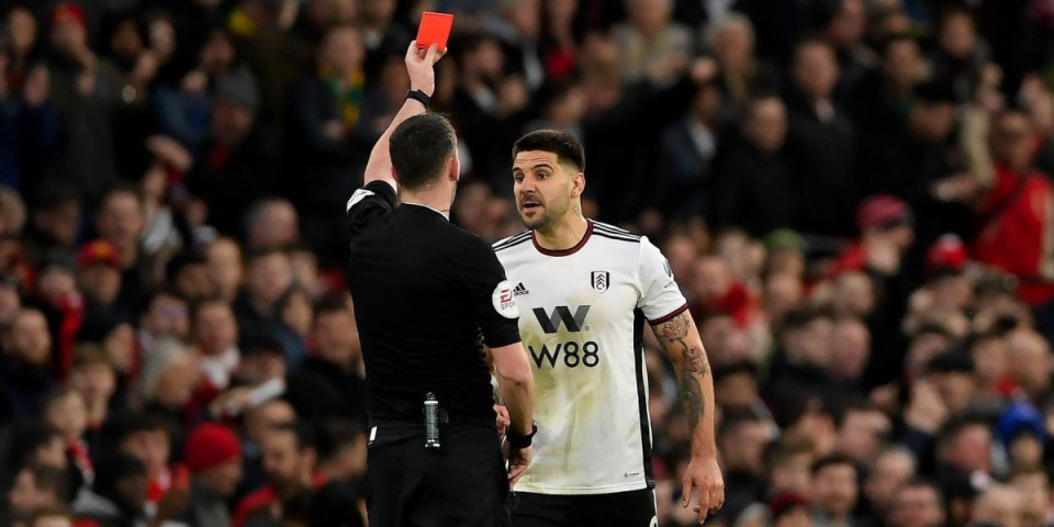 Težak skandal u Humskoj: Partizan protiv Škota opljačkao Englez kog je Mitar hteo da bije (VIDEO)