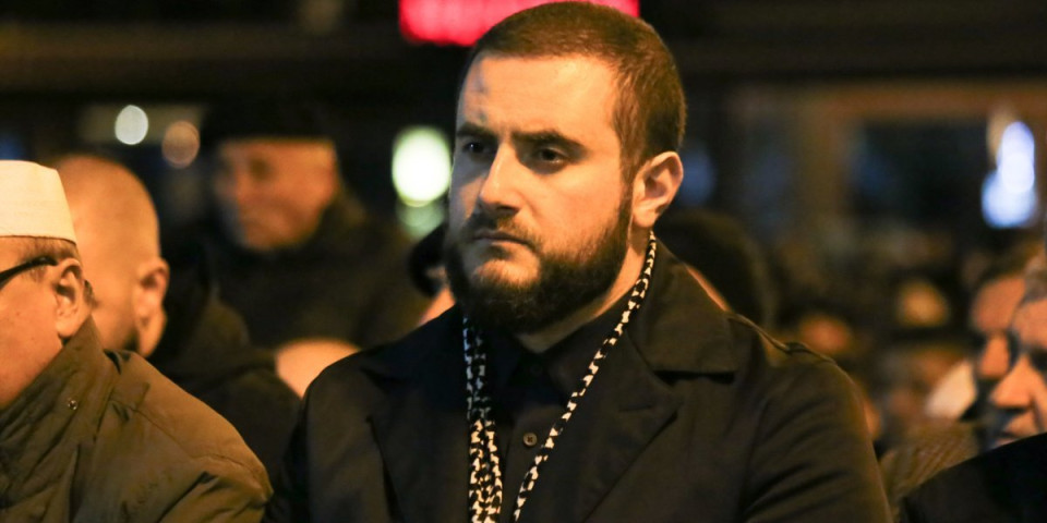 Zukorlić prs'o: Priznao da je izazvao udes, pa se pohvalio kako je vozio bez dozvole (FOTO)