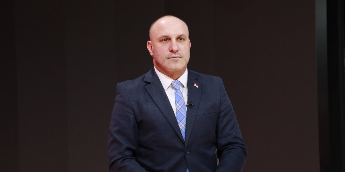 Mario Spasić: Uhapsiti onog ko je dozvolio da savremena ruševina Generalštab postane kulturno dobro