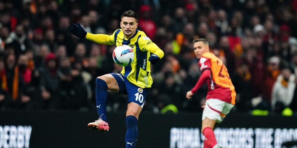 Kraj, potpisao Tadić