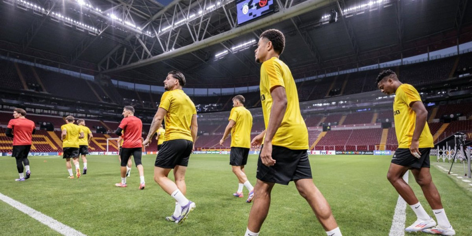 Škoti se pojačali nakon pobede u Beogradu: Hibernijan predstavio novog fudbalera, "delije" ga dobro pamte