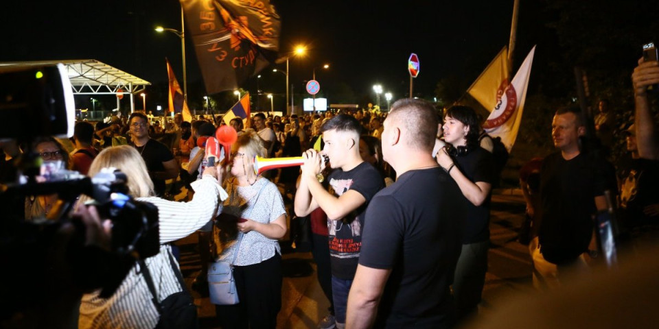 Saznajemo: Evo pod čiju kontrolu su stavljeni blokaderi u Bajinoj Bašti - jedan čovek ima ključnu ulogu