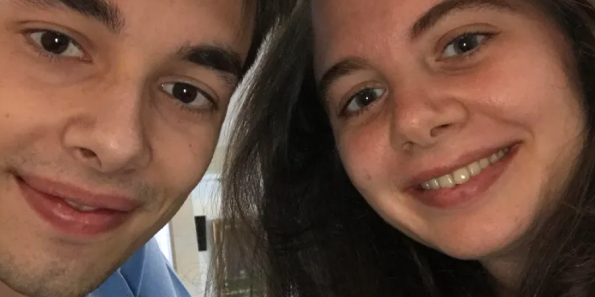 Oglasio se sin bivšeg premijera Grčke, porodica zavijena u crno: Anđele moj, seko moja...