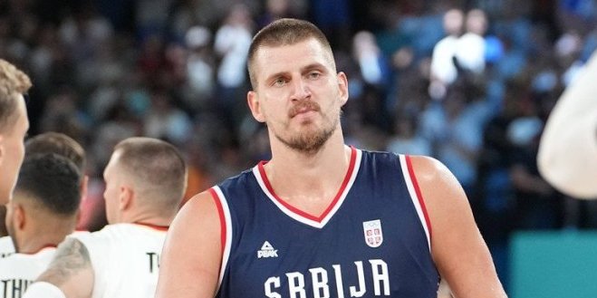 Jokić potezima zapalio Evropu - Ovako je razbucao Grke, ima oči na leđima (VIDEO)